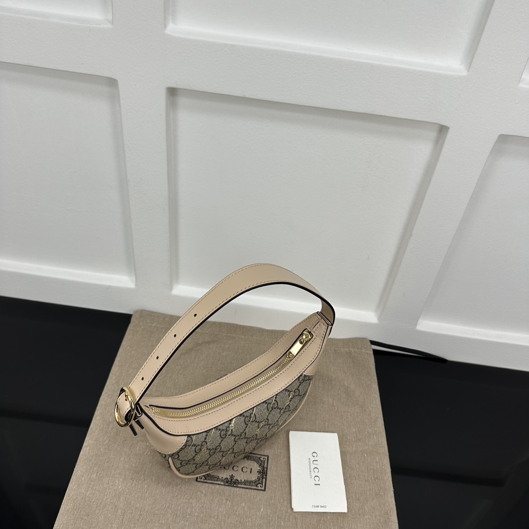 Gucci Hobo Bags